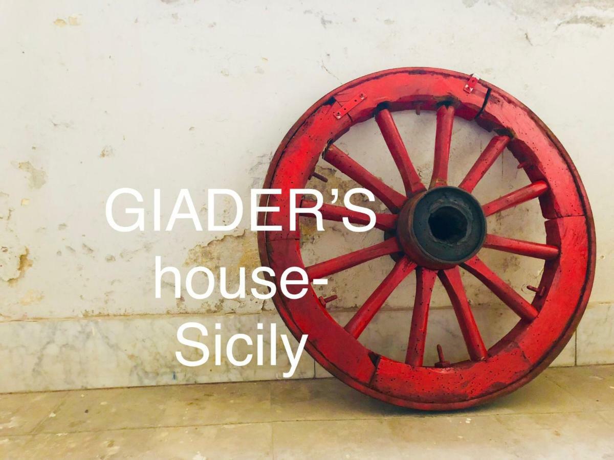 Giader'S House - Free Parking Apartman Catania-Fontanarossai nemzetközi repülőtér Kültér fotó
